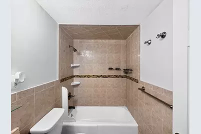 20 Skyline Dr #11, Braintree, MA 02184 - Photo 17
