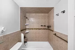 20 Skyline Dr, Braintree, MA 02184 - Photo 17
