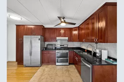 20 Skyline Dr #11, Braintree, MA 02184 - Photo 3