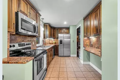 171 Dartmouth Ter, Springfield, MA 01109 - Photo 19
