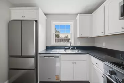 1582 Memorial Ave #1B, West Springfield, MA 01089 - Photo 3