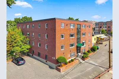 326 Broadway #9, Somerville, MA 02145 - Photo 1