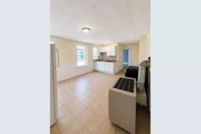 159 Frederick St #3W, New Bedford, MA 02744 - Photo 7