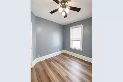 159 Frederick St #3W, New Bedford, MA 02744 - Photo 5