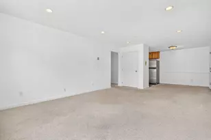 366 Elliot St, Newton, MA 02464 - Photo 3