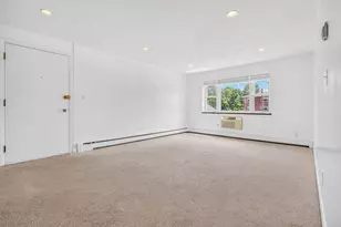 366 Elliot St, Newton, MA 02464 - Photo 9
