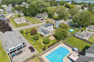 301 Westhill Ave, Somerset, MA 02726 - Photo 3
