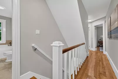 8 Darling St, Worcester, MA 01605 - Photo 21