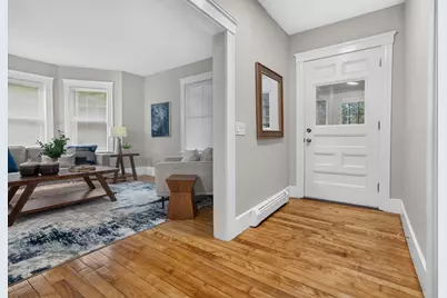 8 Darling St, Worcester, MA 01605 - Photo 9