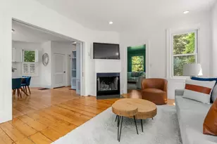 302 Concord Rd, Weston, MA 02493 - Photo 9