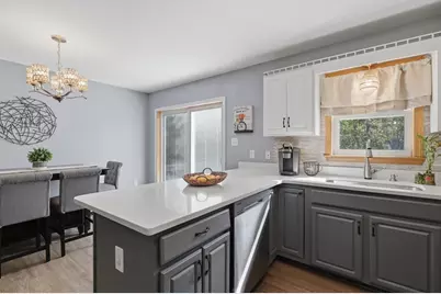 55 Hoover Street, Leominster, MA 01453 - Photo 11