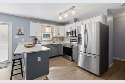 55 Hoover Street, Leominster, MA 01453 - Photo 7
