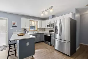 55 Hoover St, Leominster, MA 01453 - Photo 7