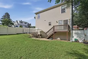 55 Hoover St, Leominster, MA 01453 - Photo 27