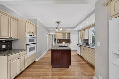41 Maple St, Stoneham, MA 02180 - Photo 13