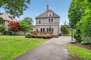 41 Maple St, Stoneham, MA 02180 - Photo 27