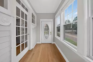 41 Maple St, Stoneham, MA 02180 - Photo 3