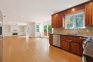 250 Palisades Cir, Stoughton, MA 02072 - Photo 9