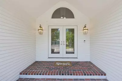 250 Palisades Cir, Stoughton, MA 02072 - Photo 3