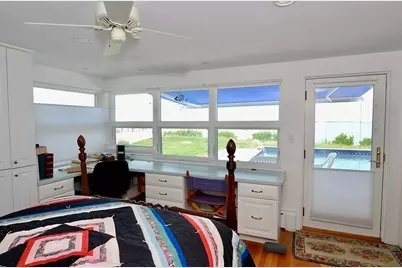 53 Harborview Rd, Hull, MA 02045 - Photo 11