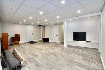 53 Harborview Rd, Hull, MA 02045 - Photo 19