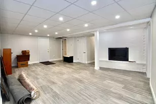 53 Harborview Rd, Hull, MA 02045 - Photo 19