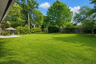 319 Jon Dr, Brockton, MA 02301 - Photo 7