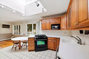 277 Brainerd St, South Hadley, MA 01075 - Photo 11