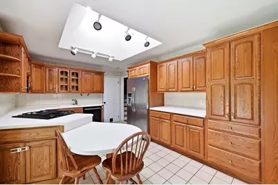 277 Brainerd St, South Hadley, MA 01075 - Photo 9