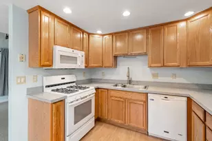 281 Meeting House Path, Ashland, MA 01721 - Photo 3