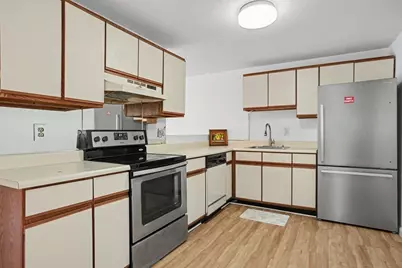 181 Littleton Rd #211, Chelmsford, MA 01824 - Photo 5