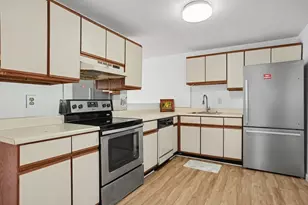 181 Littleton Rd, Chelmsford, MA 01824 - Photo 5