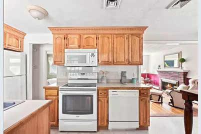 34 Roseen Road, Holbrook, MA 02343 - Photo 7
