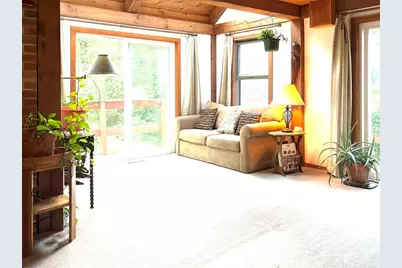 42 Captain Lathrop Drive, Deerfield, MA 01373 - Photo 3