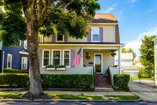8 Highland St, Peabody, MA 01960 - Photo 1