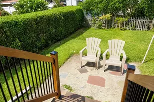 8 Highland St, Peabody, MA 01960 - Photo 5