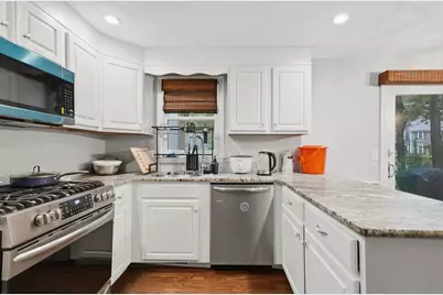 852 Wellman Ave #852, Chelmsford, MA 01863 - Photo 3