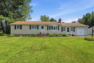 25 Paulson Dr, West Springfield, MA 01089 - Photo 1