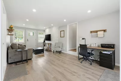 25 Paulson Dr, West Springfield, MA 01089 - Photo 17
