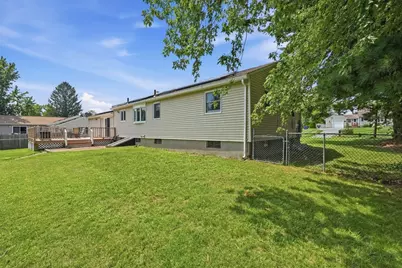 25 Paulson Dr, West Springfield, MA 01089 - Photo 33