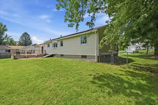 25 Paulson Dr, West Springfield, MA 01089 - Photo 33