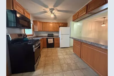 24 Crestshire Drive, Lawrence, MA 01843 - Photo 9