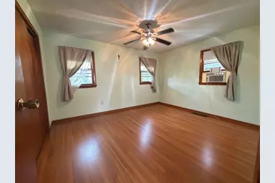 24 Crestshire Drive, Lawrence, MA 01843 - Photo 13