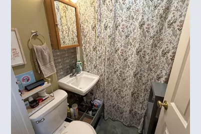 223 Mechanic St, Leominster, MA 01453 - Photo 23