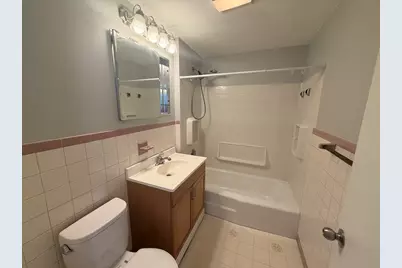 223 Mechanic St, Leominster, MA 01453 - Photo 9