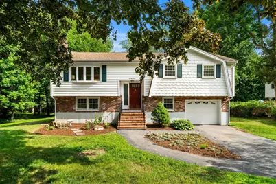 21 Freeport Dr, Burlington, MA 01803 - Photo 1