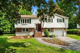 21 Freeport Dr, Burlington, MA 01803 - Photo 1