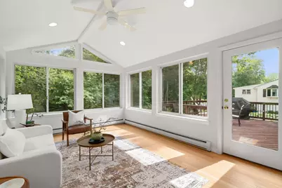 21 Freeport Dr, Burlington, MA 01803 - Photo 15