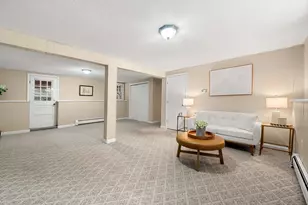21 Freeport Dr, Burlington, MA 01803 - Photo 29