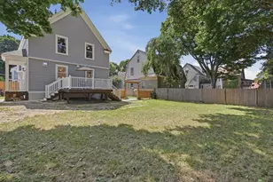 46 Sheridan St, Haverhill, MA 01830 - Photo 33